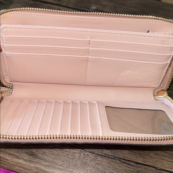 Michael Kors Light Beige Wristlet with Pink Trim - Picture 3 of 7